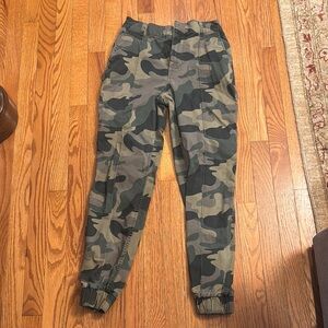 Hollister Green and Black Camouflage Joggers with Elastic Waistband